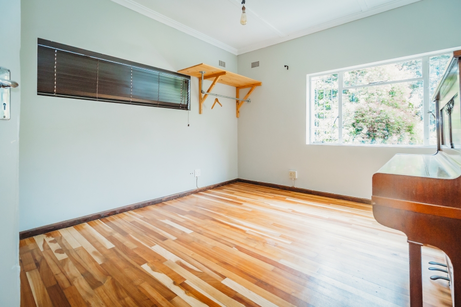 6 Bedroom Property for Sale in Heatherlands Western Cape